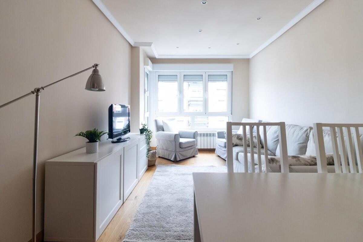 דירות Apartamento Centro Gijon Con Parking מראה חיצוני תמונה
